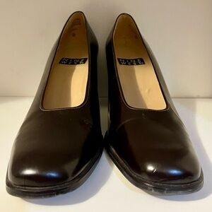 Vintage! Nine-West Classic DARK BROWN Women's Pumps